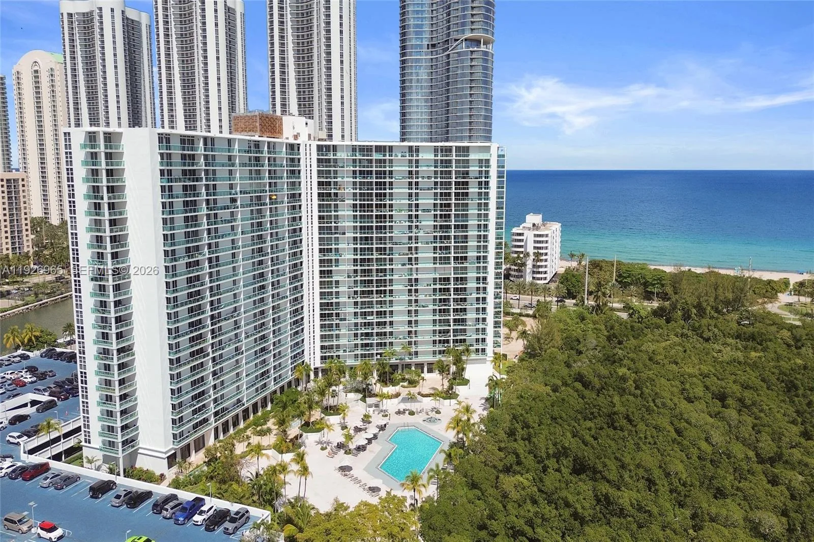 100 Bayview Dr # 603, Sunny Isles Beach, FL 33160