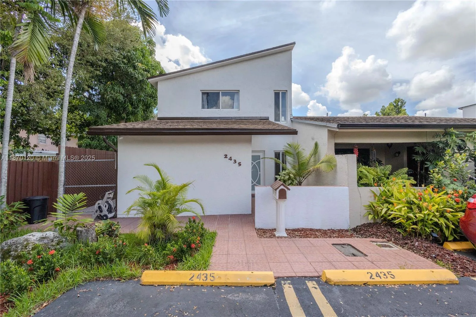 2435 SW 11th St # 9-B, Miami, FL 33135