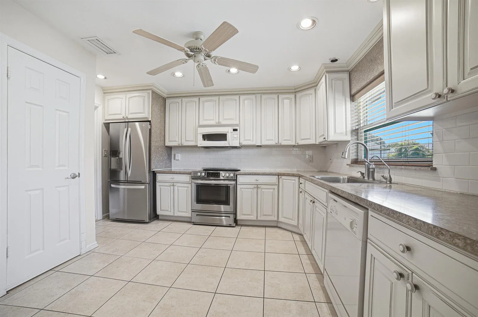 4843 Greentree Lane # B, Boynton Beach, FL 33436 photo 5