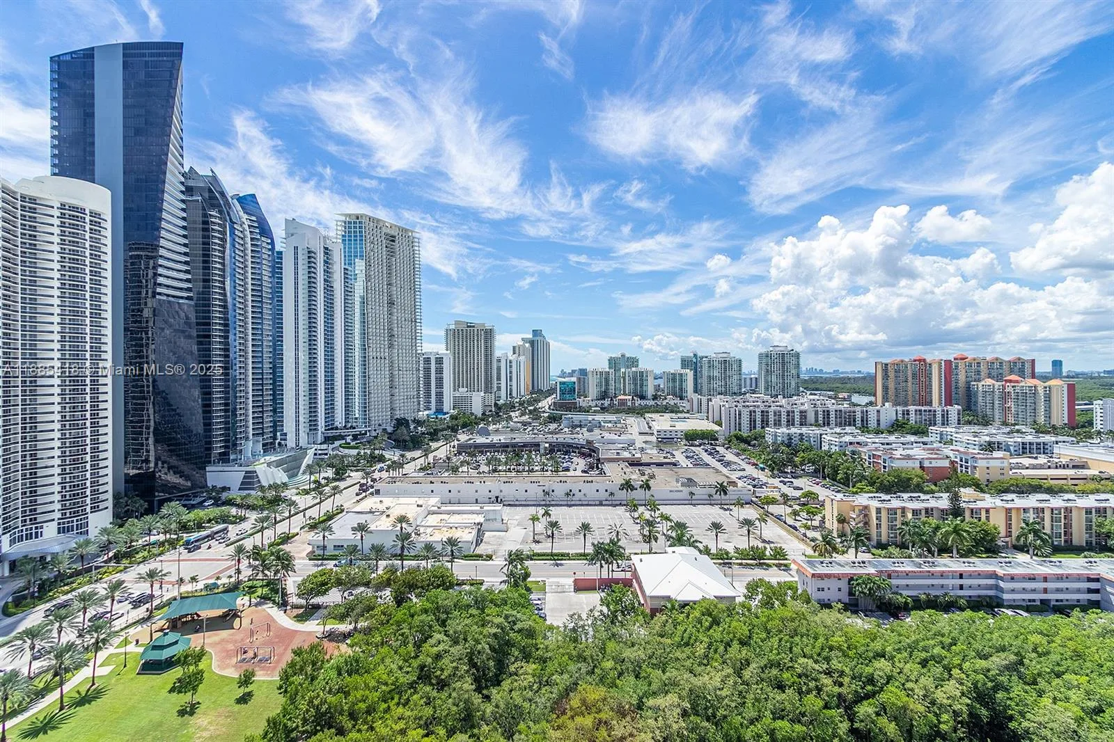 210 174th St # 2406, Sunny Isles Beach, FL 33160 photo 3