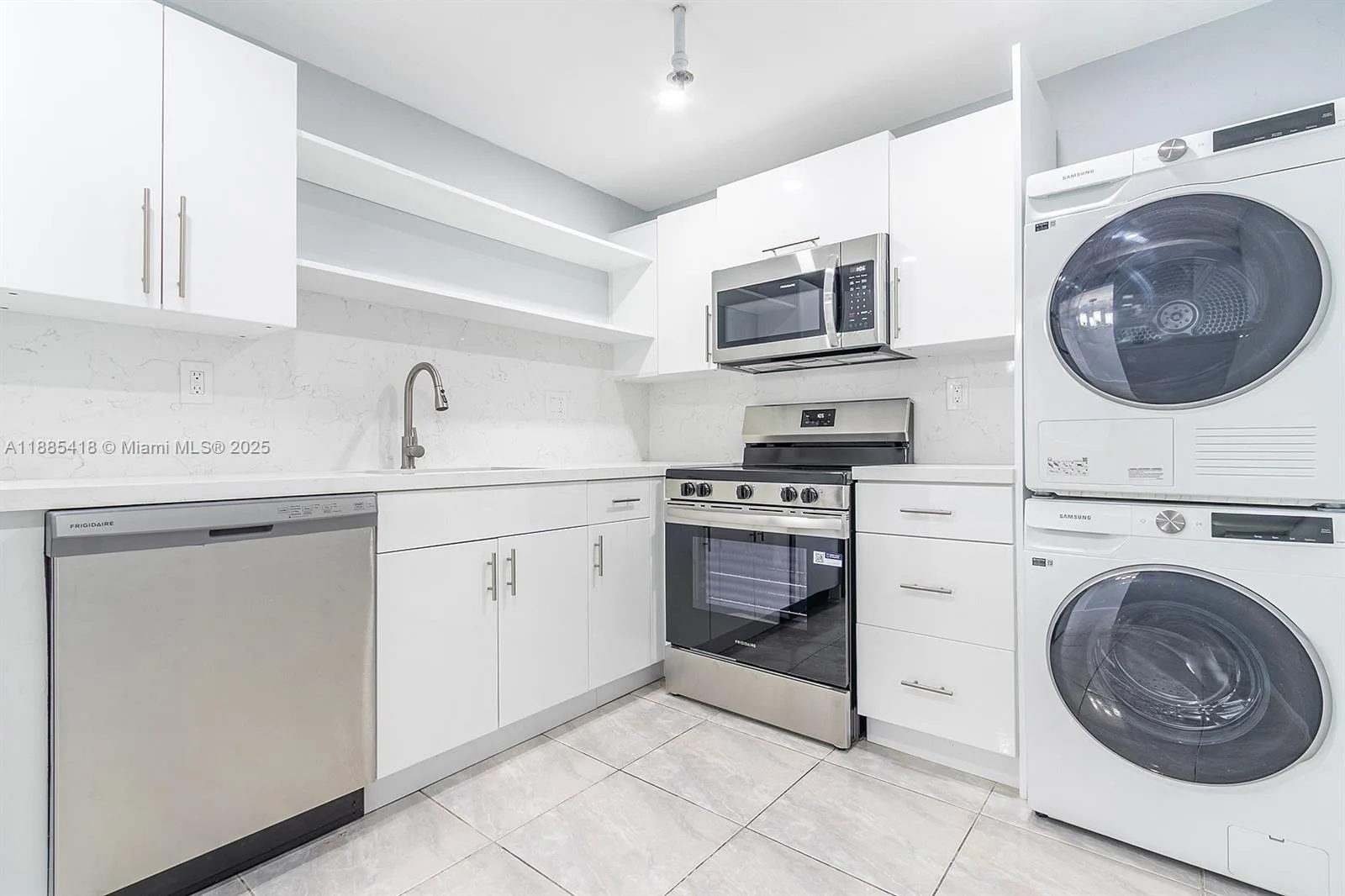 210 174th St # 2406, Sunny Isles Beach, FL 33160 photo 7