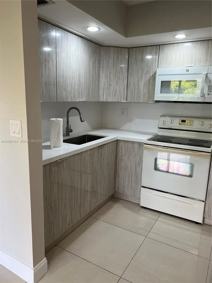 8830 SW 123rd Ct # I404, Miami, FL 33186