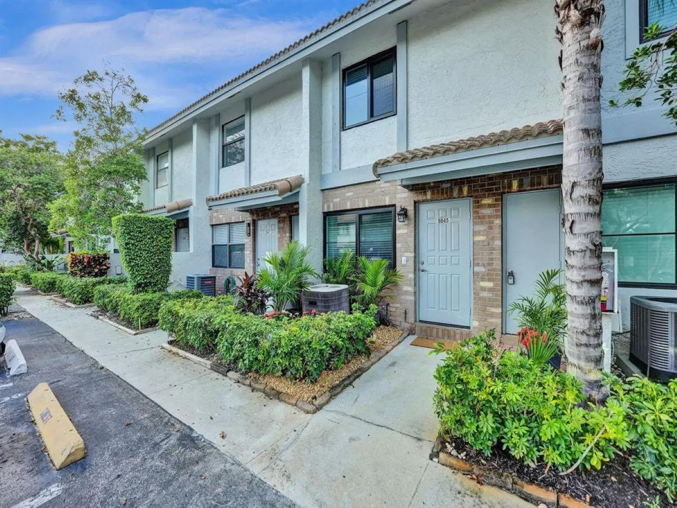 9845 RIVERSIDE Drive # 8-28, Coral Springs, FL 33071 photo 2