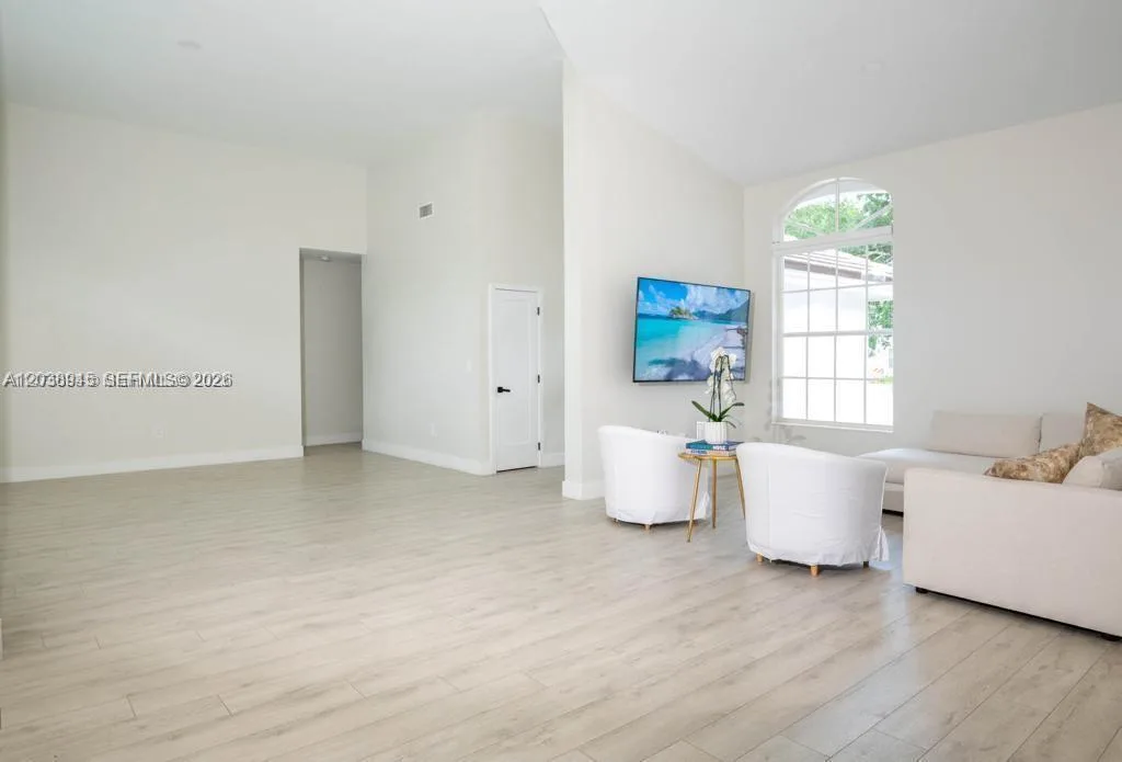 8325 NW 161st Ter, Miami Lakes, FL 33016 photo 3