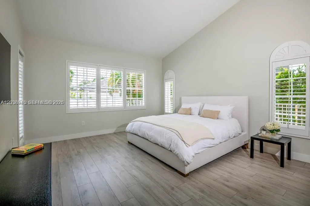 8325 NW 161st Ter, Miami Lakes, FL 33016 photo 6
