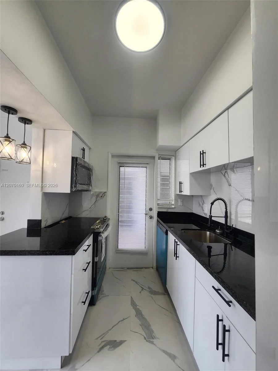 2101 Normandy Dr # 202, Miami Beach, FL 33141 photo 12