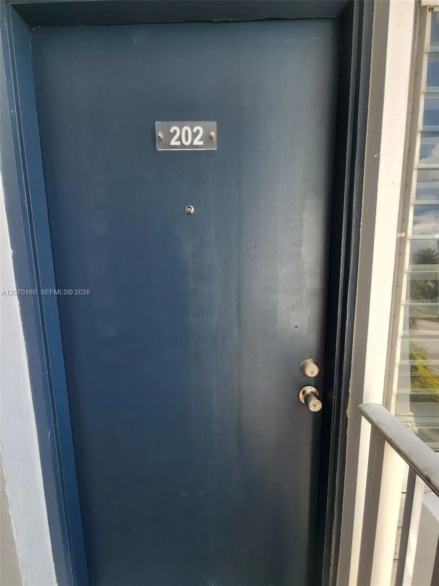 2101 Normandy Dr # 202, Miami Beach, FL 33141 — zdjęcie 4