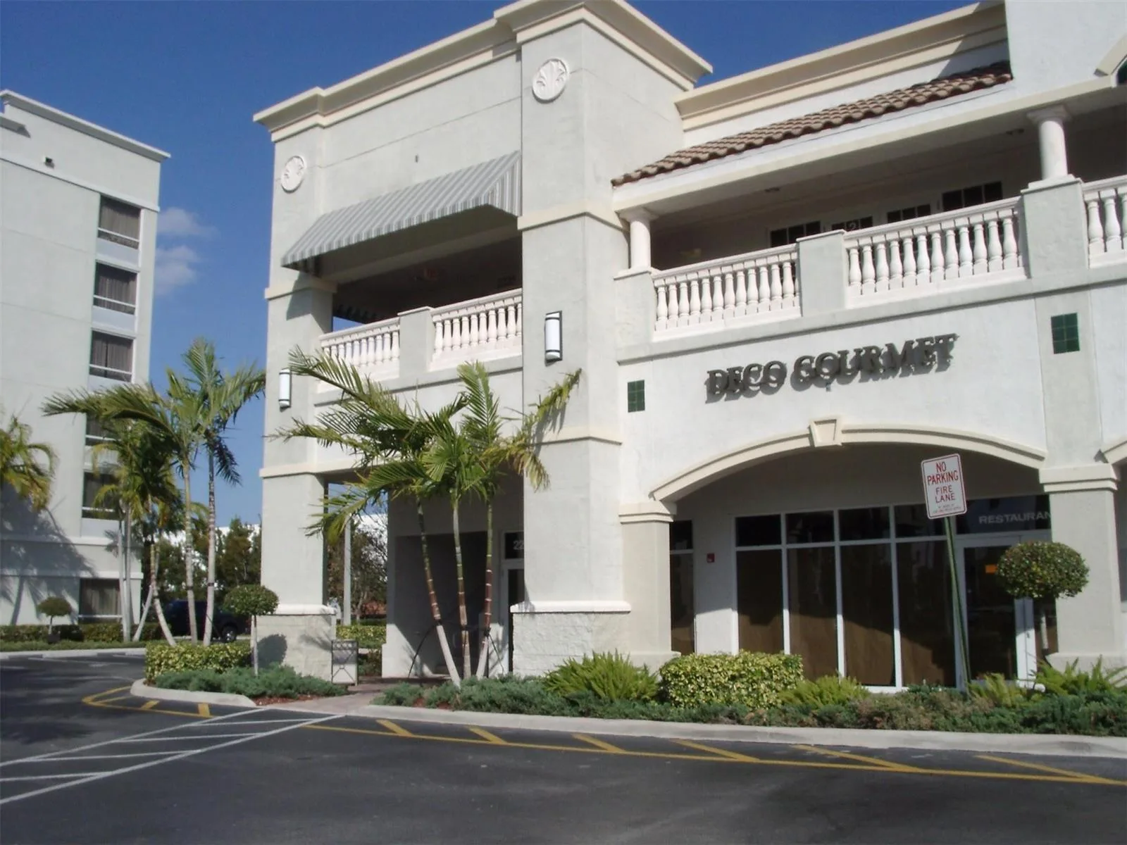 2225 N Commerce Parkway # 7, Weston, FL 33326 photo 2