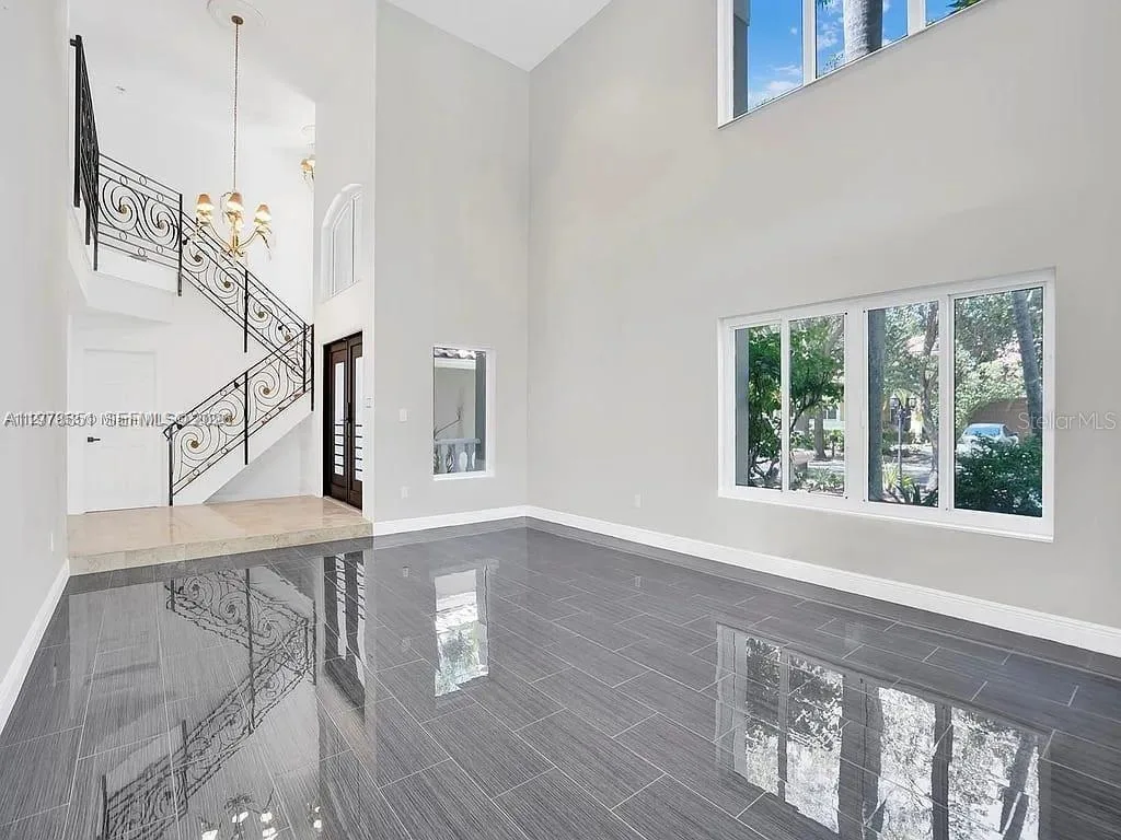 15945 NW 82nd Ct, Miami Lakes, FL 33016 photo 6