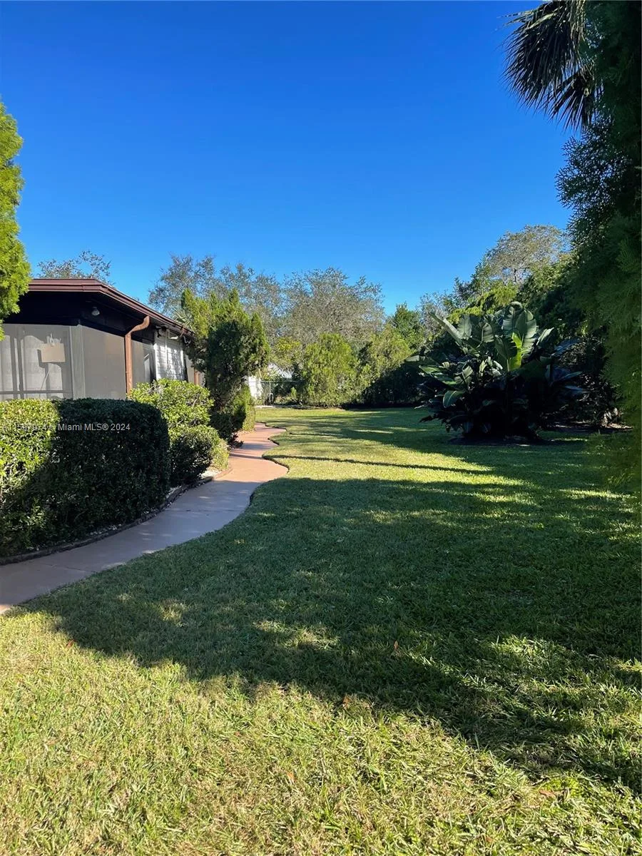 4631 Vilabella Dr, Sebring, FL 33872 photo 4