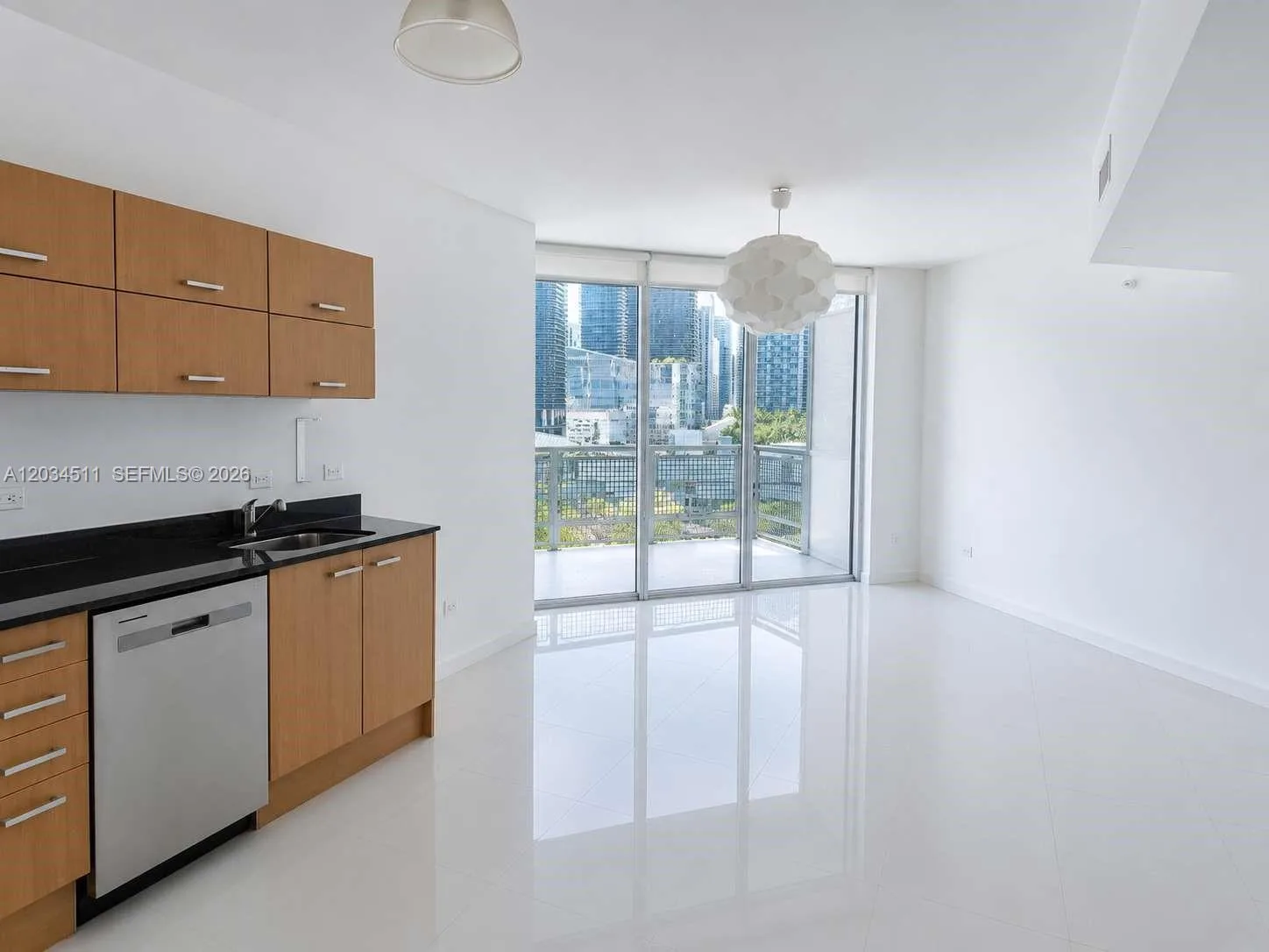 350 S Miami Ave # 1812, Miami, FL 33130