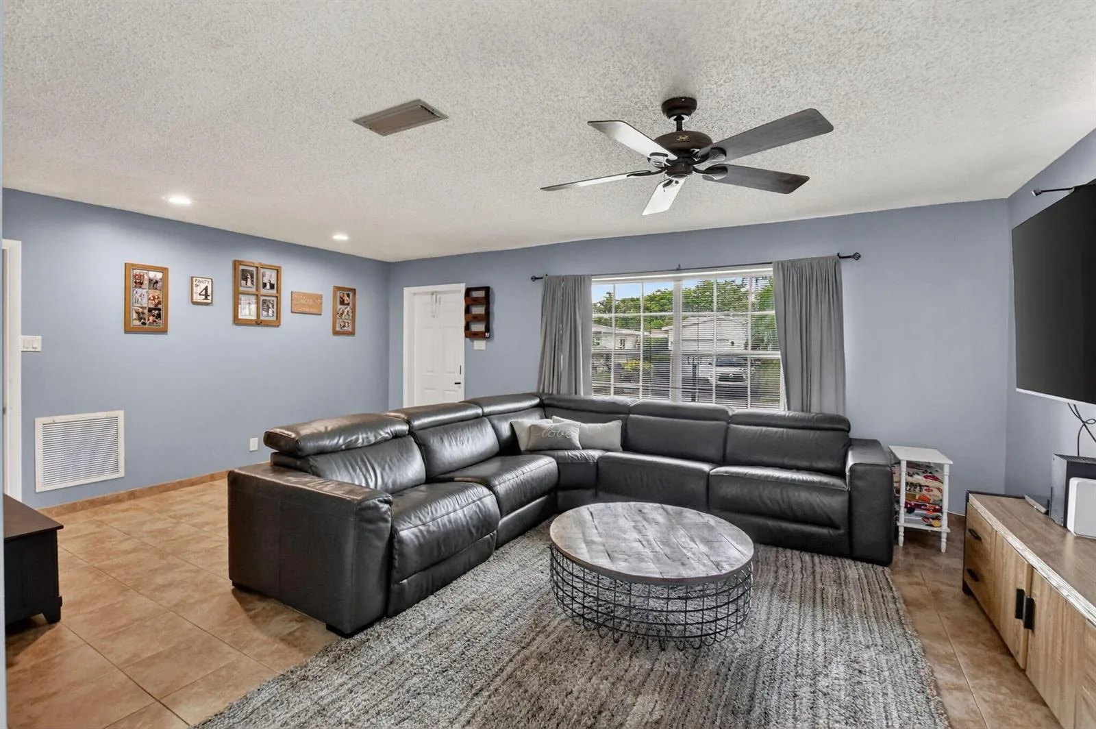 1140 NW 49th Street, Deerfield Beach, FL 33064 photo 7