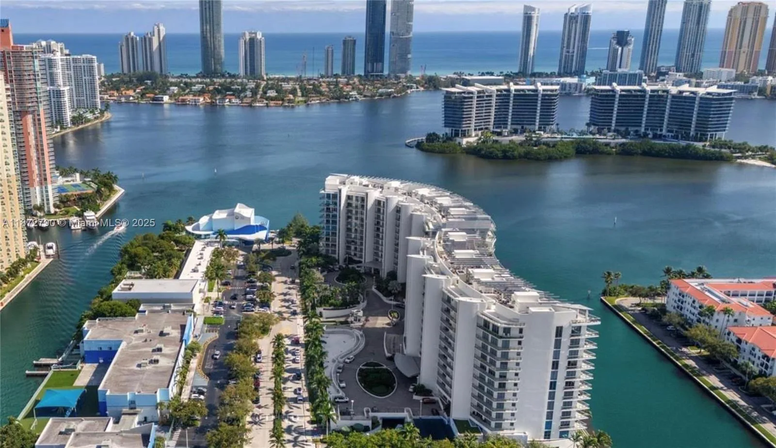 3250 NE 188th St # 103, Aventura, FL 33180