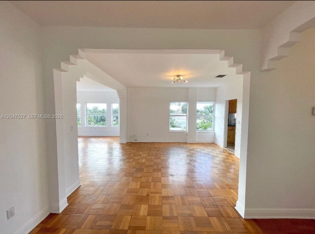 4035 N Meridian Ave # PH, Miami Beach, FL 33140 photo 9