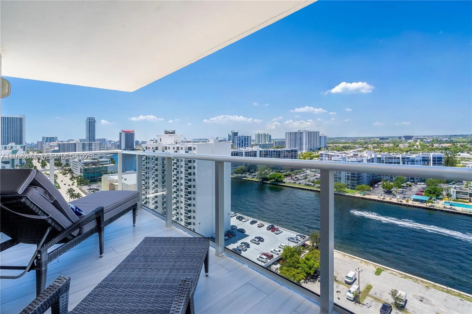 2751 S Ocean Dr # PH08N, Hollywood, FL 33019