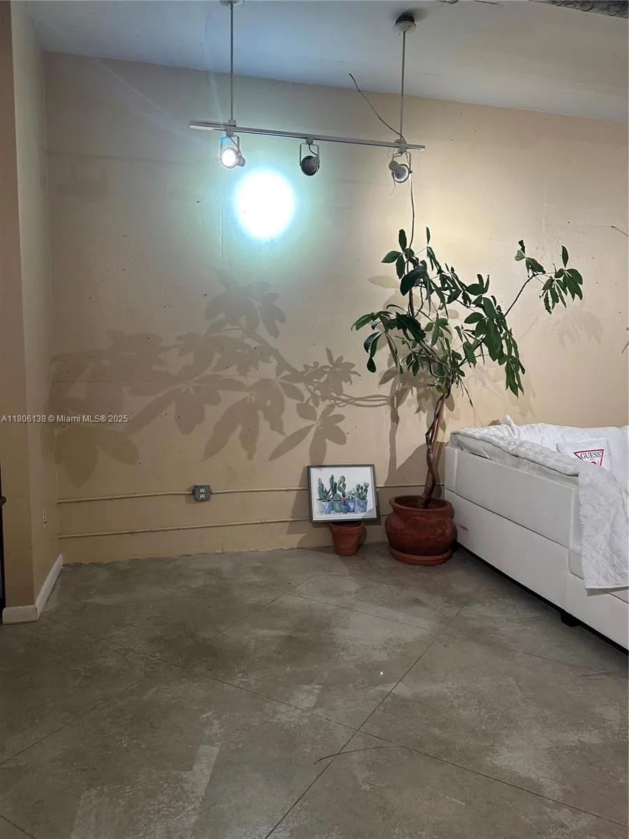 2001 Biscayne Blvd # 3503, Miami, FL 33137 photo 9