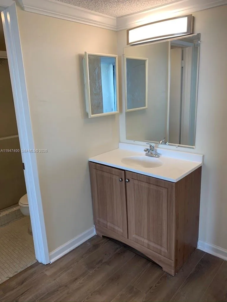 20505 E Country Club Dr # 1631, Aventura, FL 33180 photo 11