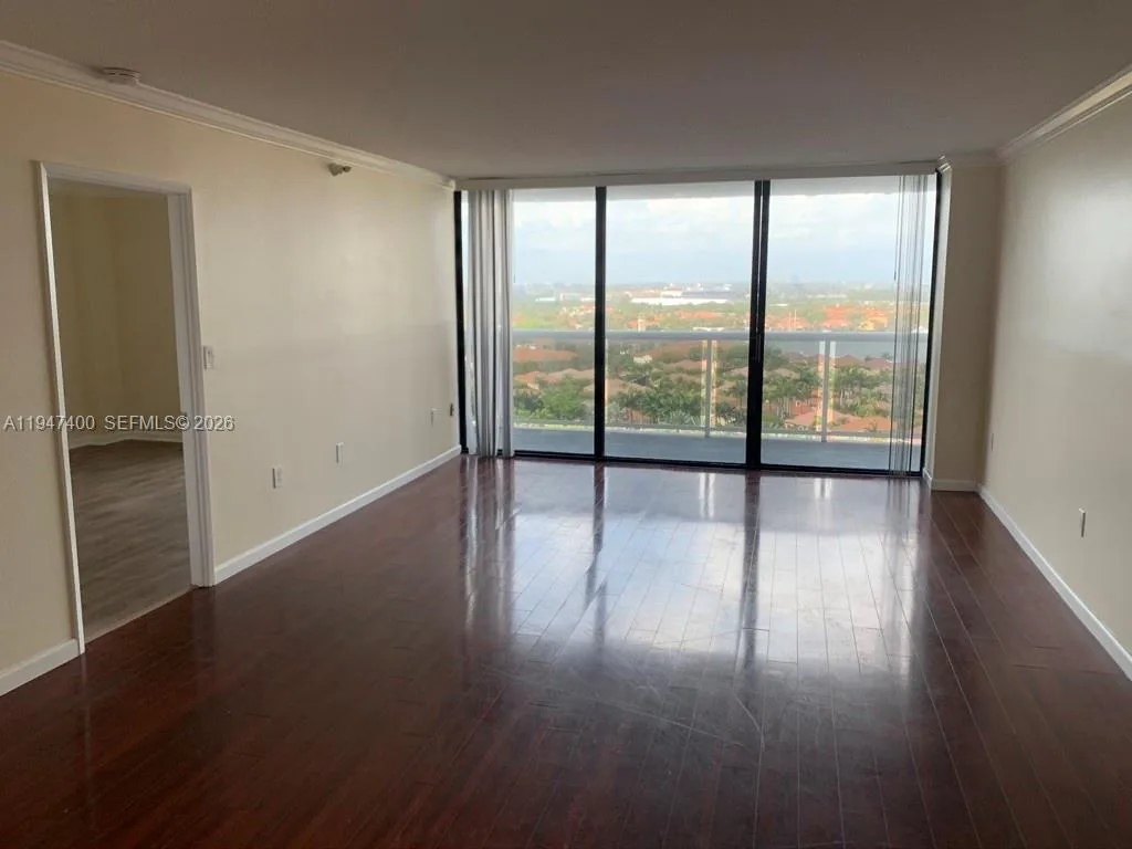 20505 E Country Club Dr # 1631, Aventura, FL 33180 photo 4