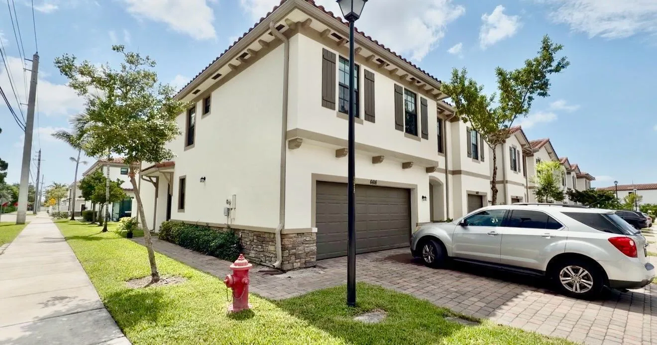 4414 HEMLOCK Drive, Riviera Beach, FL 33410