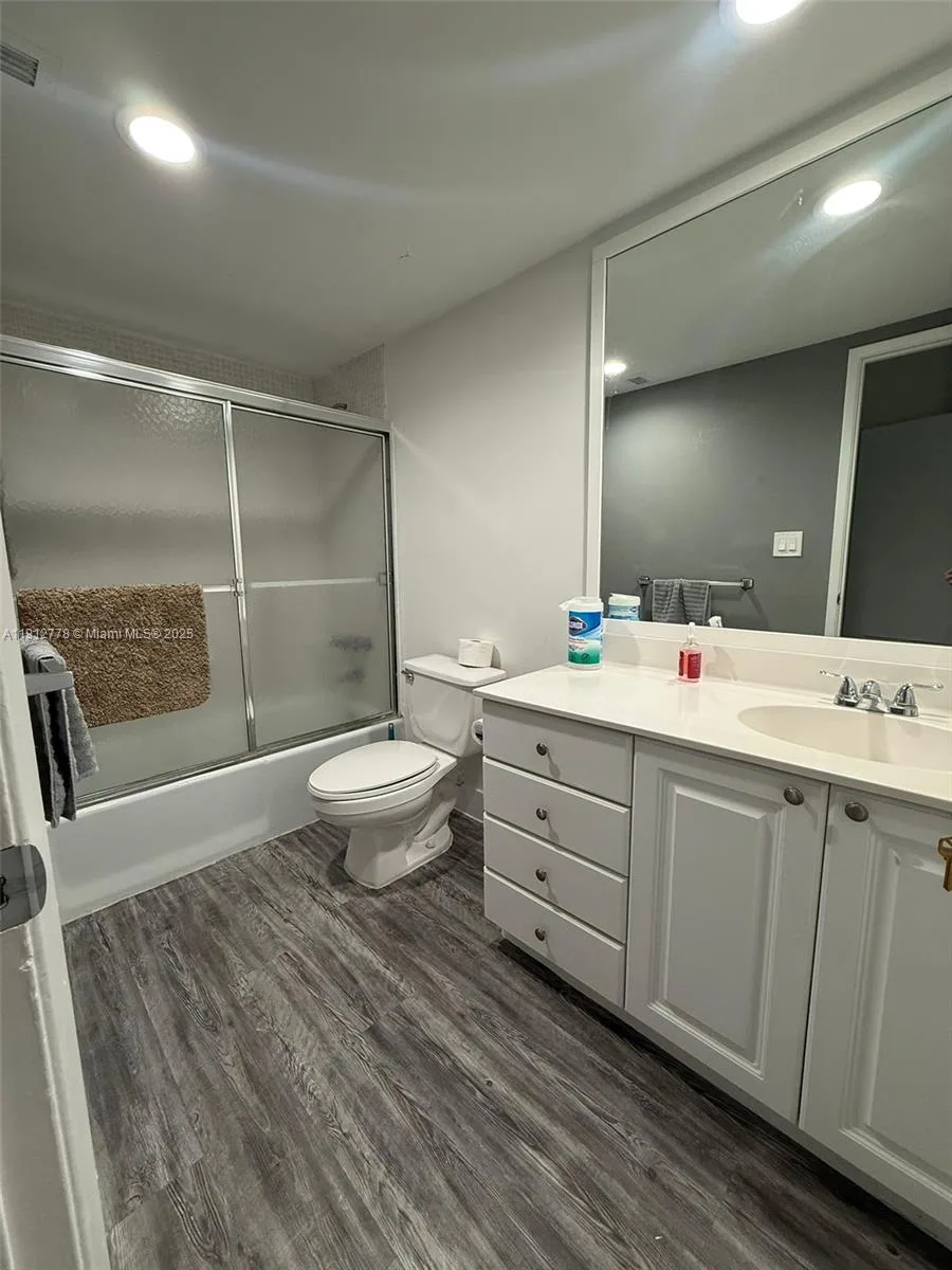 19380 Collins Ave # 1209, Sunny Isles Beach, FL 33160 photo 13