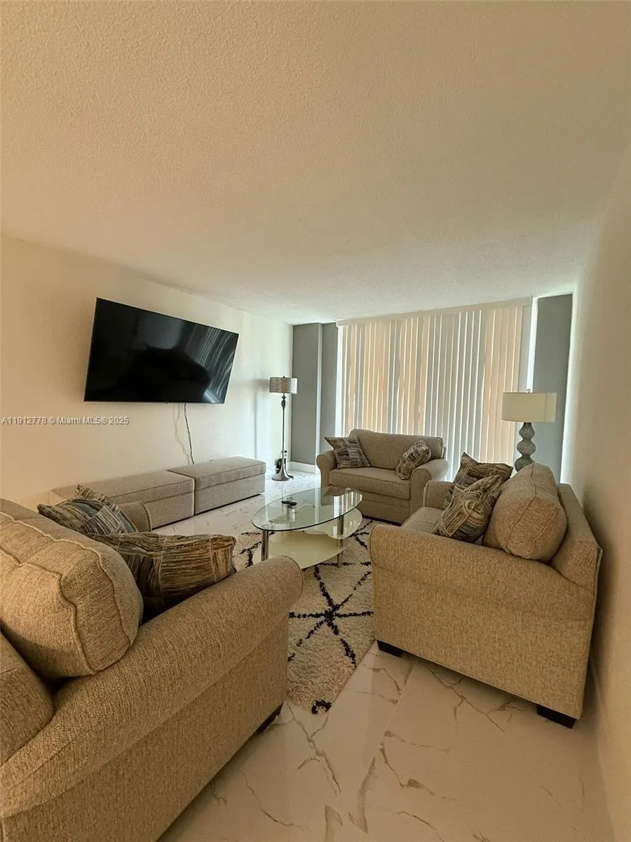 19380 Collins Ave # 1209, Sunny Isles Beach, FL 33160 photo 4