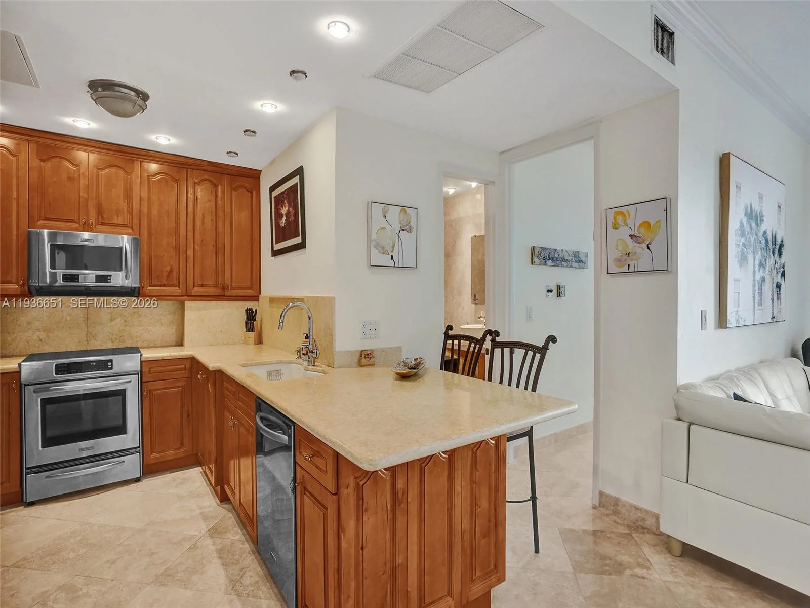 3180 S Ocean Dr # 1709, Hallandale Beach, FL 33009 photo 3