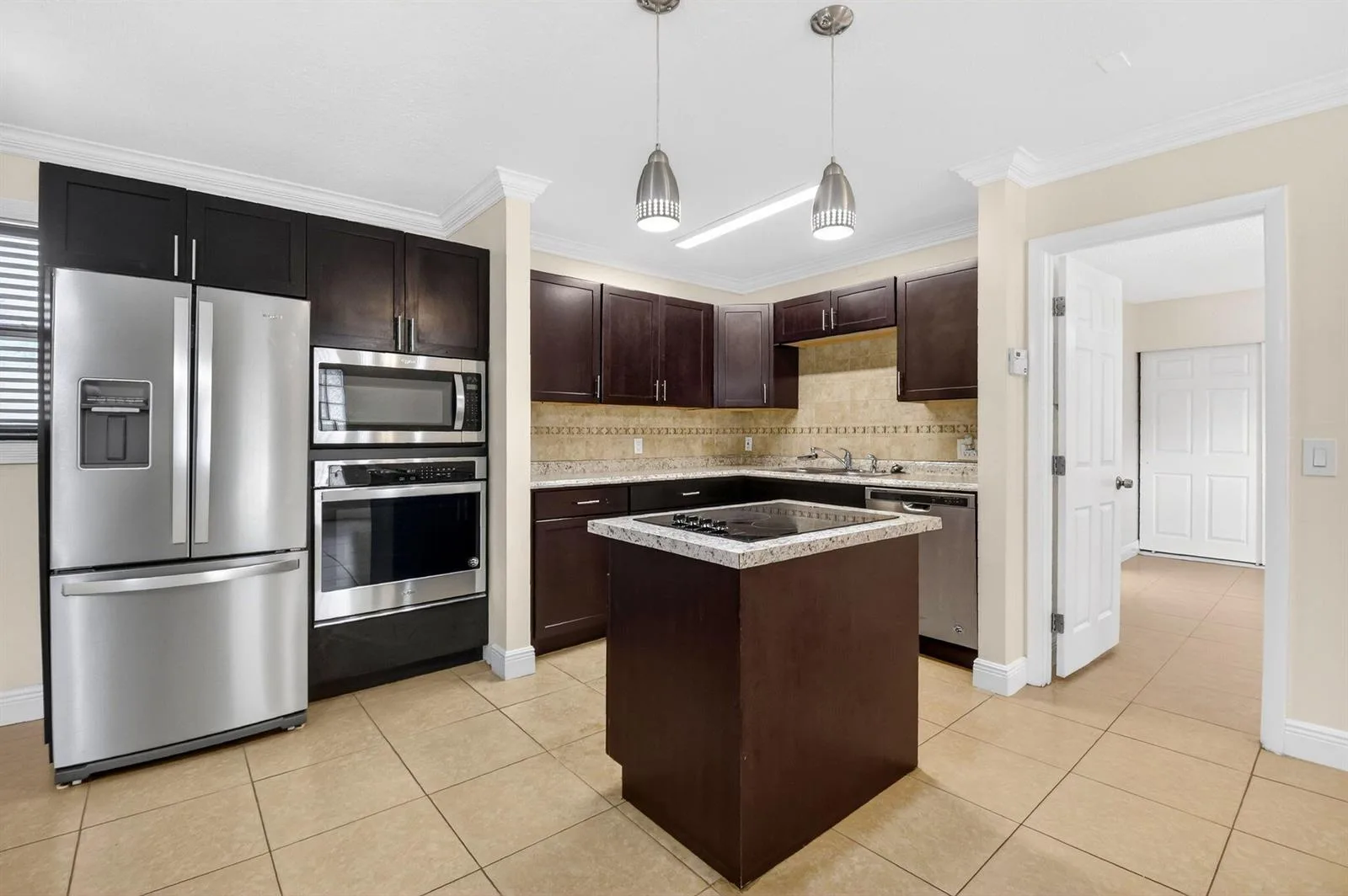 18 CROSSINGS Circle # F, Boynton Beach, FL 33435 photo 11