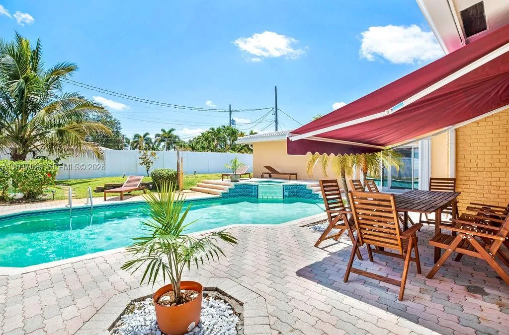 5320 NE 16th Ter, Fort Lauderdale, FL 33334