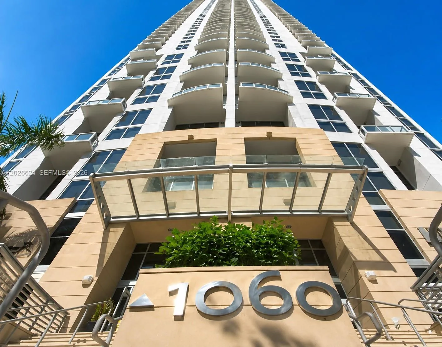 1050 Brickell Ave # 2122, Miami, FL 33131