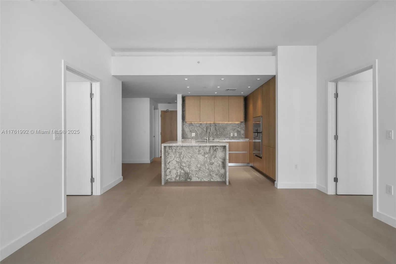 500 Alton rd # 3704, Miami Beach, FL 33139 photo 3