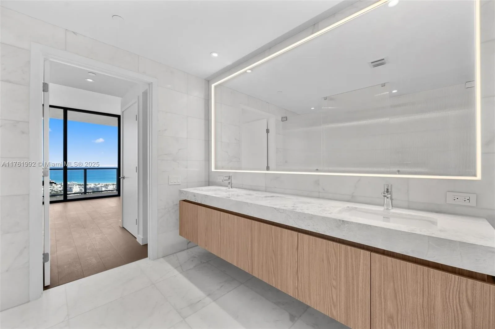 500 Alton rd # 3704, Miami Beach, FL 33139 photo 4