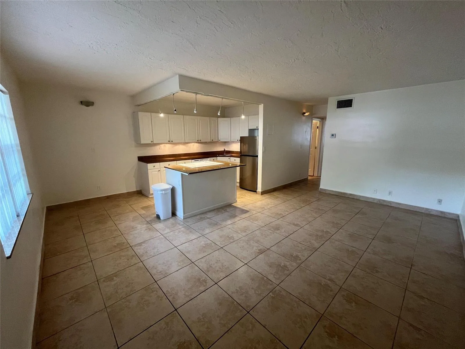 1414 NE 5th Terrace # 2, Fort Lauderdale, FL 33304 — zdjęcie 2