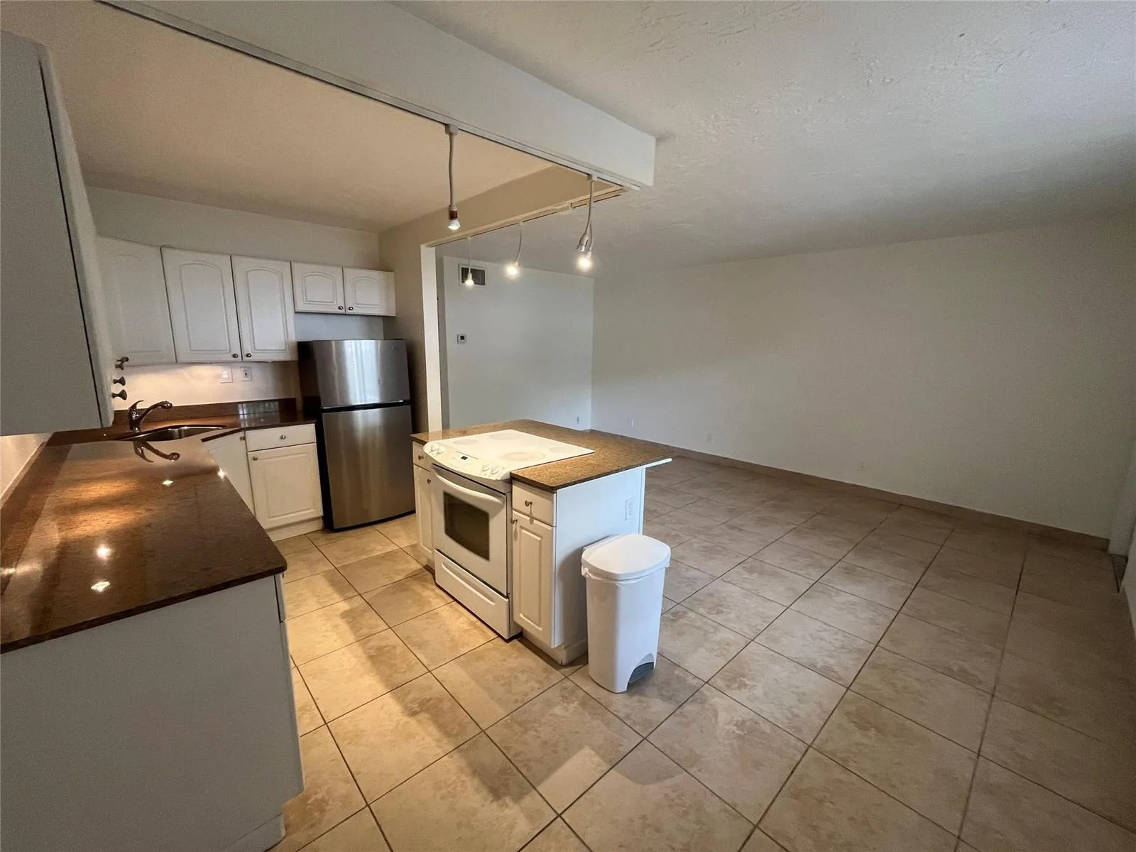 1414 NE 5th Terrace # 2, Fort Lauderdale, FL 33304 — zdjęcie 3
