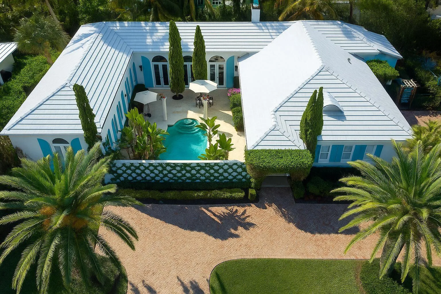 2258 E Ibis Isle Rd Road E, Palm Beach, FL 33480