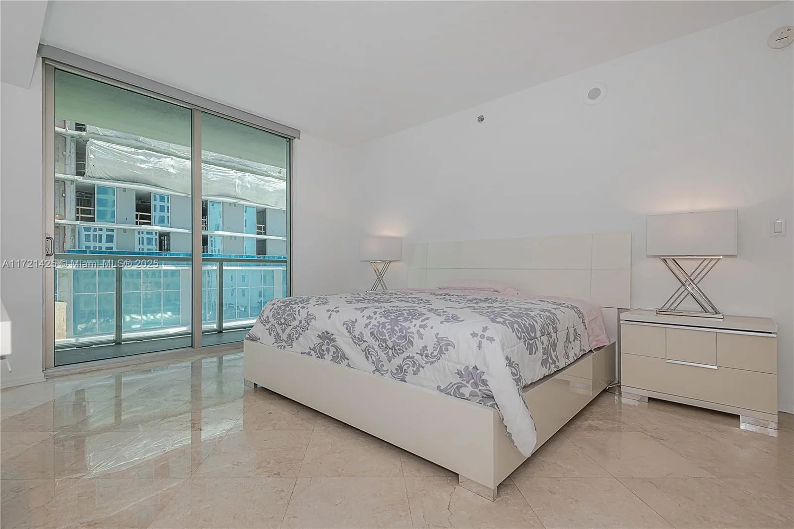 55 SE 6th St # 1507, Miami, FL 33131 photo 12