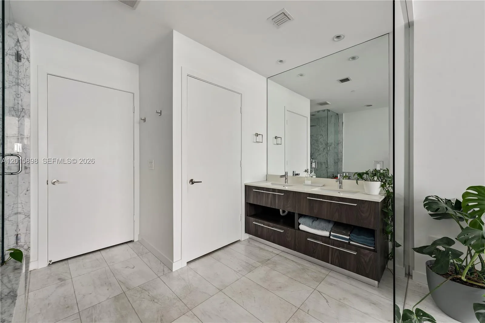 480 NE 31st St # 1802, Miami, FL 33137 photo 8