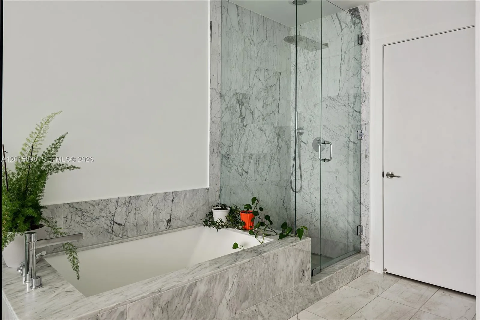 480 NE 31st St # 1802, Miami, FL 33137 photo 9