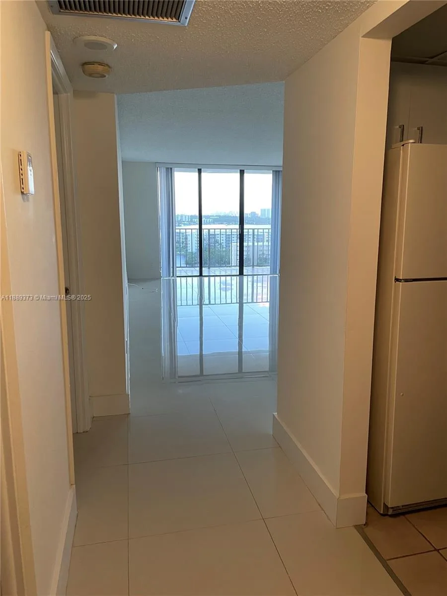18151 NE 31st Ct # 1411, Aventura, FL 33160 photo 3