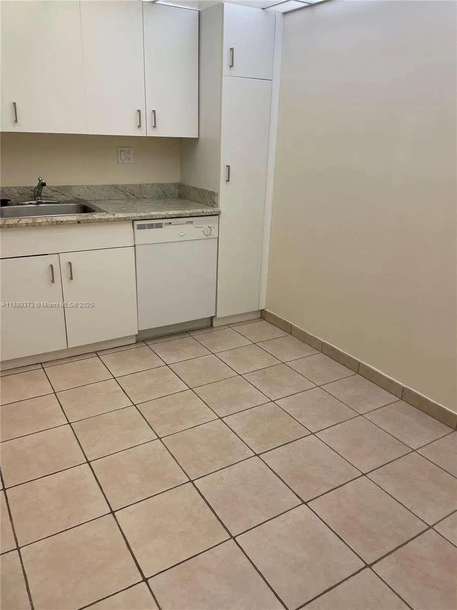 18151 NE 31st Ct # 1411, Aventura, FL 33160 photo 5