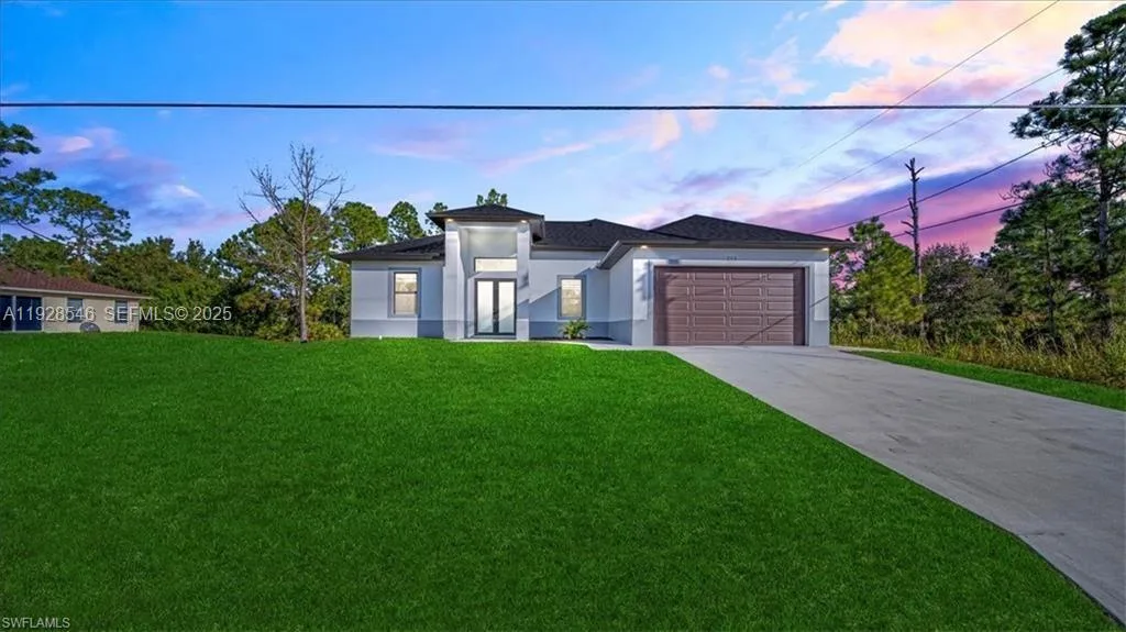 203 E 10TH ST, Lehigh Acres, FL 33972