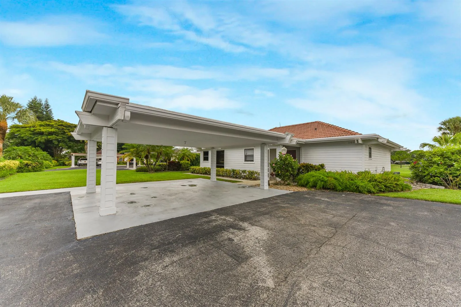 13867 Eastpointe Way, Palm Beach Gardens, FL 33418