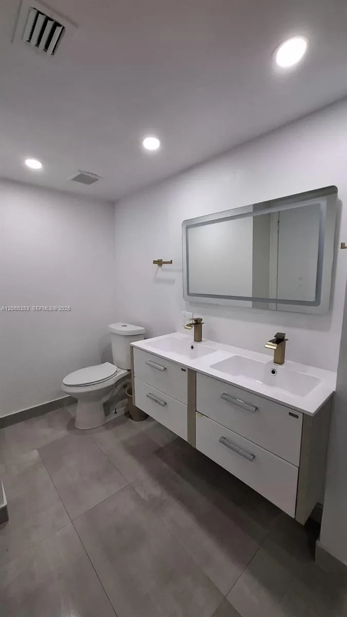20860 San Simeon Way # 108-6, Miami, FL 33179 photo 10