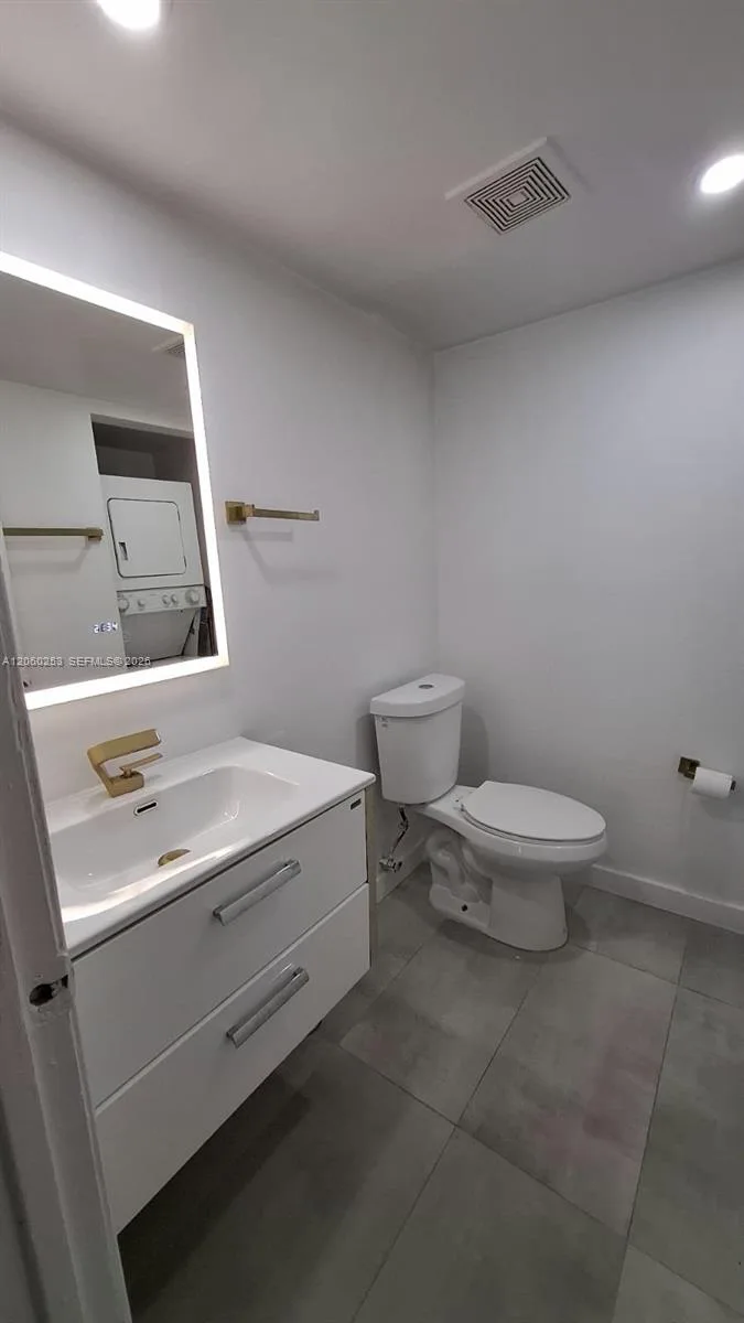 20860 San Simeon Way # 108-6, Miami, FL 33179 photo 12