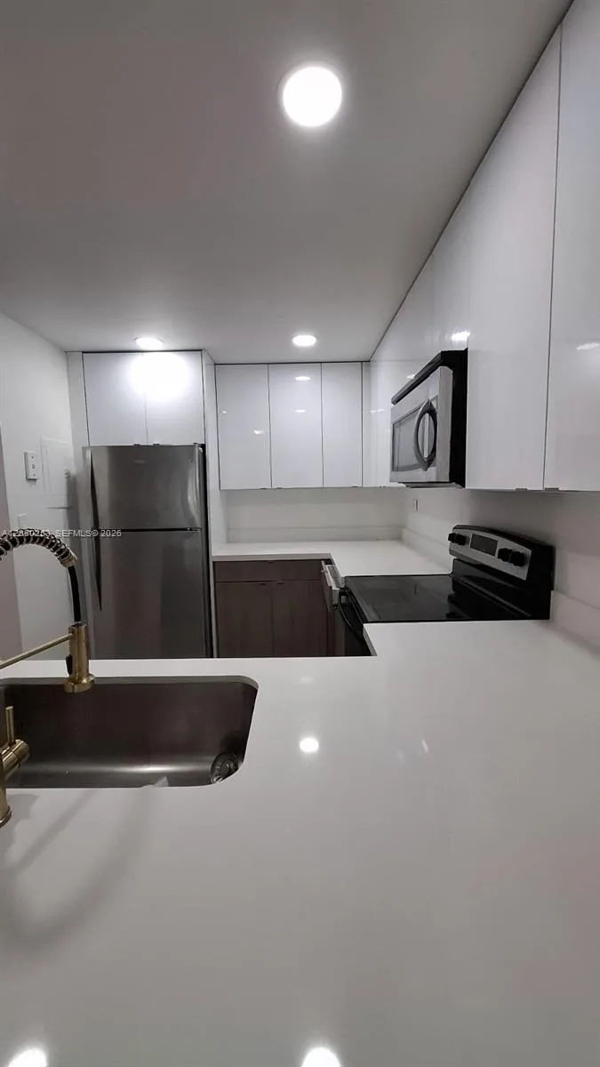 20860 San Simeon Way # 108-6, Miami, FL 33179 — zdjęcie 5