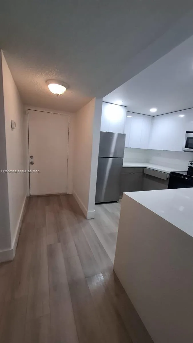 20860 San Simeon Way # 108-6, Miami, FL 33179 photo 6
