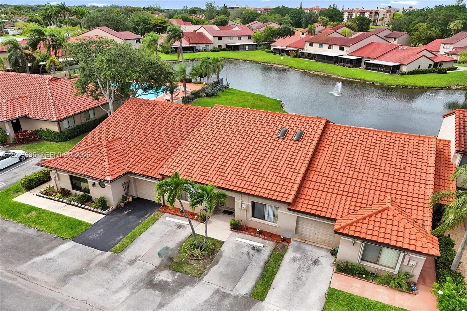 3273 W Inverrary Blvd W, Lauderhill, FL 33319