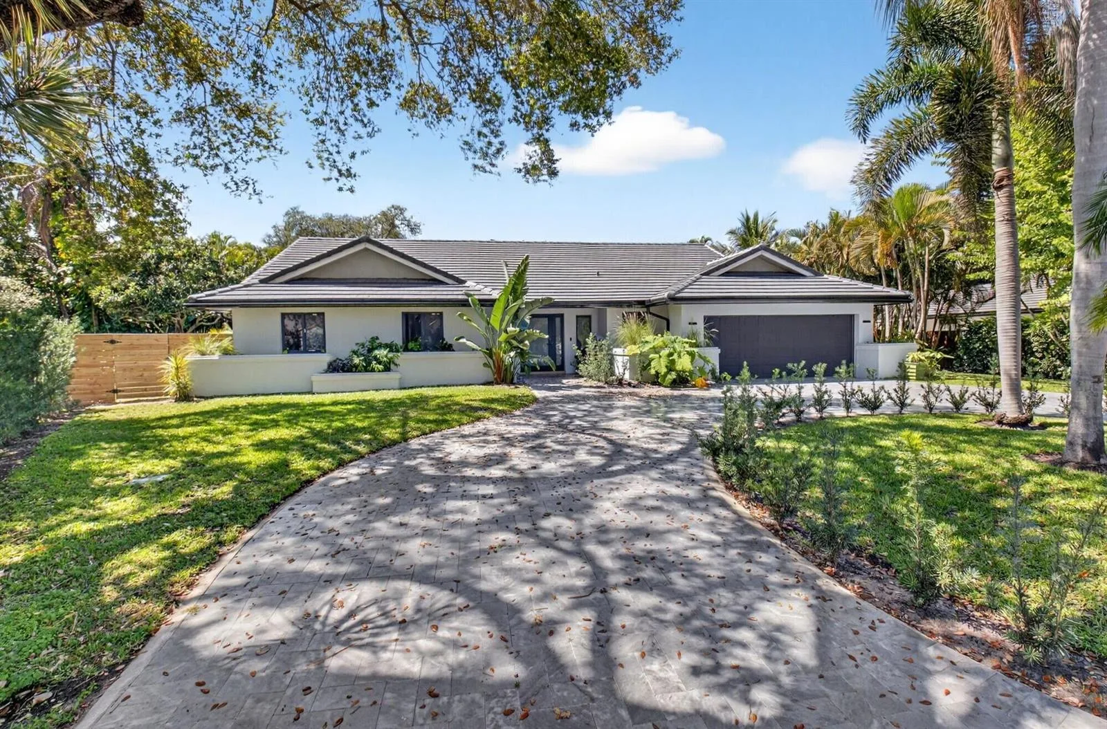2200 SW 36th Terrace, Delray Beach, FL 33445 photo 2