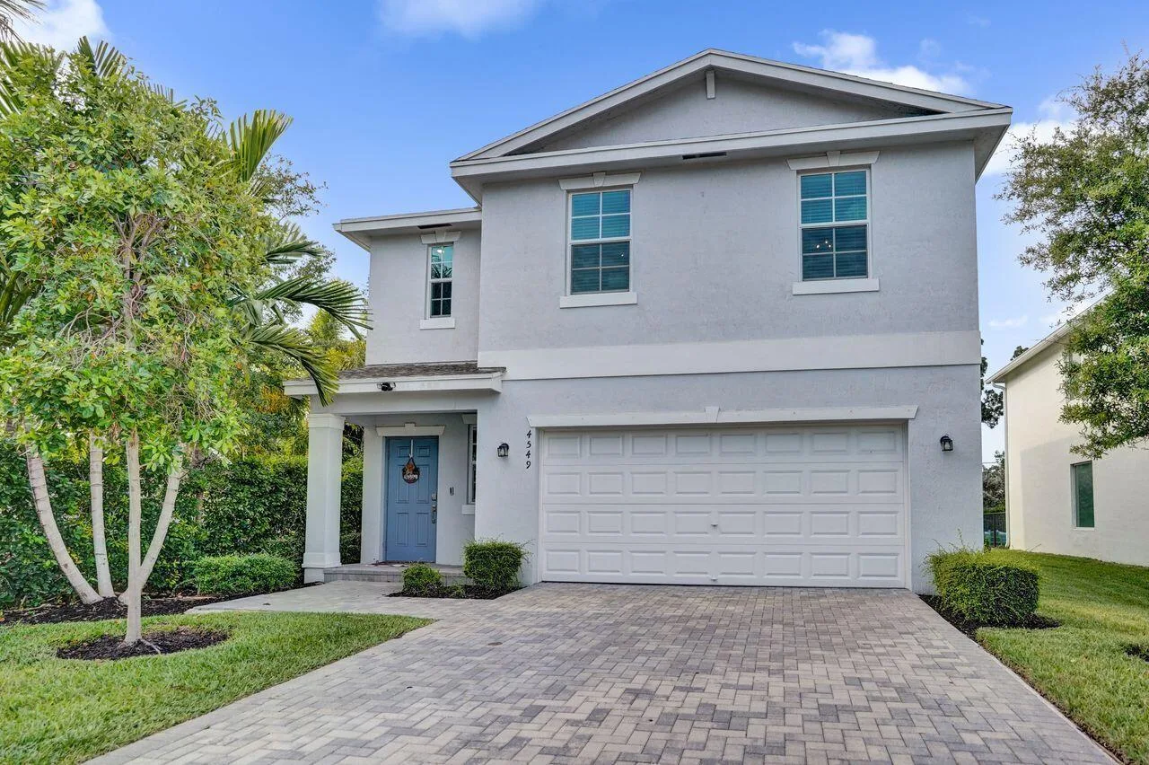 4549 Dow Lane, FL 33463 photo 3