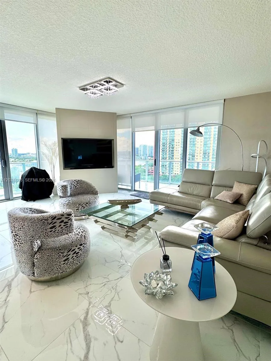 330 Sunny Isles Blvd # 1001, Sunny Isles Beach, FL 33160 photo 6