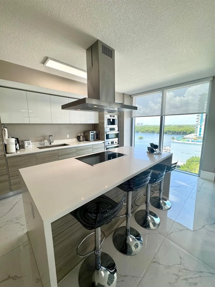 330 Sunny Isles Blvd # 1001, Sunny Isles Beach, FL 33160 photo 7